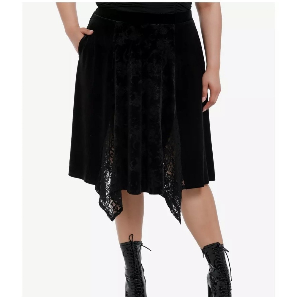 Cosmic Aura Black Velvet Skirt Size M Lace Godet Midi Goth Whimsygoth Pull-On
